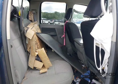 2007 Dodge Ram 1500 Slt/Trx4 Off Road/Sport z USA, uszkodzony, nr VIN 1D7HU18217J557836